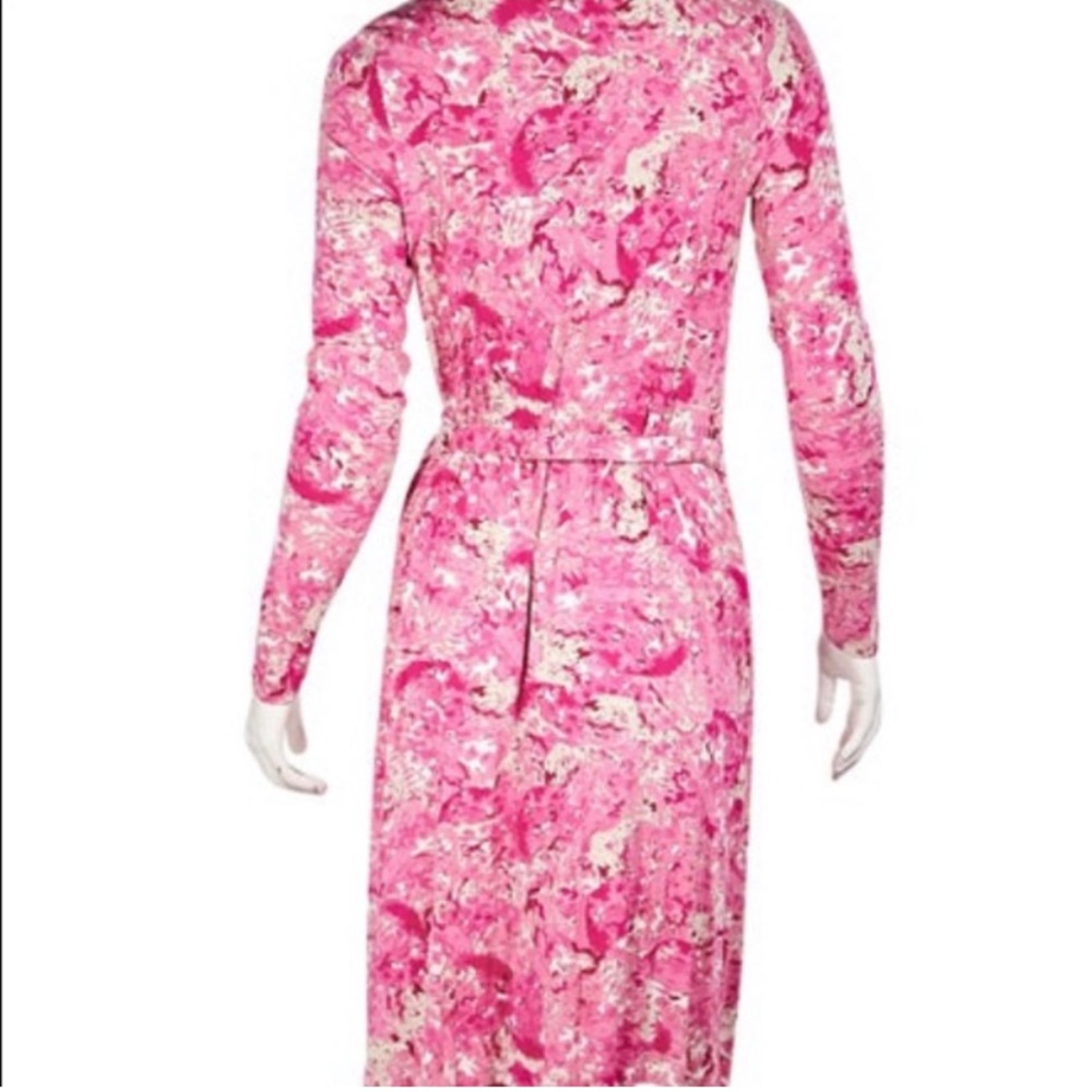 ESCADA - Picture 2 of 7